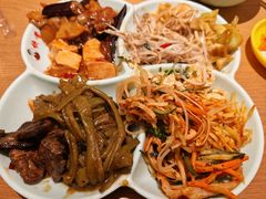 -晓宇盒饭(民安街店)