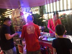 -詹爷爷乌节路街头冰淇淋
