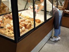 -Dough&Joe团憩(瑞虹天地月亮湾店)