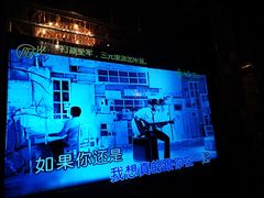 -K+全国连锁KTV(绿地缤纷天地店)