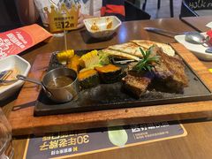 -豪客来牛排(空港华联店)