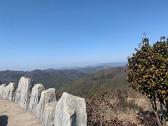 -浙东第一尖雪山欢乐谷