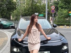 -小鹏汽车体验中心(苏州龙湖狮山天街店)