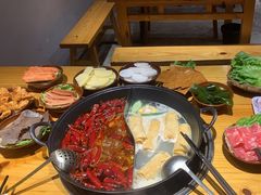 -乐闹闹重庆火鍋(民治店)