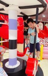 -哈尼鹿儿童乐园(长沙梅溪湖步步高店)