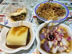 -大众跷脚牛肉馆·非遗传承单位(峨眉山店)