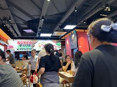 -渝是乎酸菜鱼·川渝小炒(新世界百货望京店)