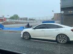 -螃蟹岬(地铁站)