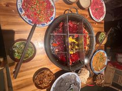 -周小明火锅(黑金冠社区店)