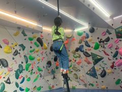 -锐菲特游泳体育健身中心(滨江店)