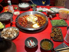 -谭鸭血老火锅(万象九宜城店)