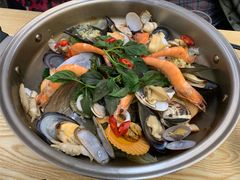 皇后无水火锅-派派茶客(金杏花园店)