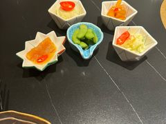 -山川小町·极番烧肉(新地假日广场店)