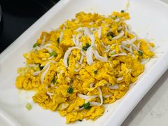 银鱼炒鸡蛋-源水鱼庄·翘嘴鲌店·老字号