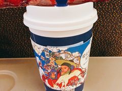 -瑞幸咖啡(临海市银泰城店)