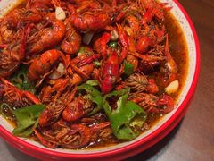 -川流不息·地道川菜·小龙虾(松东路店)