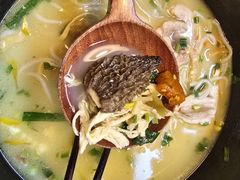 -银米·云南传统过桥米线(双廊黑金冠店)