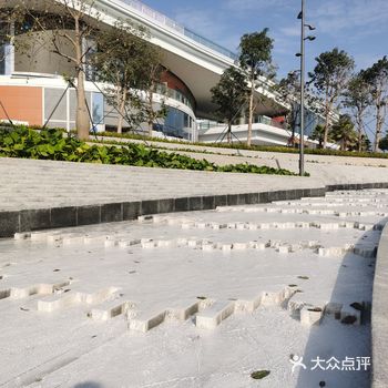 非常的华侨集团特色 和欢乐海岸很像 年前去的