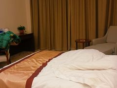 -兴芮温泉度假区