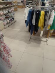 -乐友孕婴童(龙旗购物中心店)