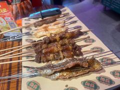 -蚝堡海鲜·威海菜·海肠捞饭·烧烤·亚洲吃蚝公司(幸福门店)