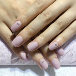 -莉娜美睫·穿戴甲