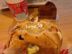 肉桂贝果-Tims天好咖啡·贝果(雁展路万象天地店)
