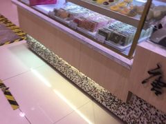 面包甜点陈列柜-第一食品(中环百联店)