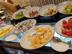 -怡豪大饭店·49楼旋转自助餐厅