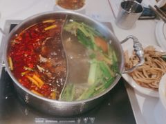 -牛焱·贵州黄牛肉火锅(城西银泰店)
