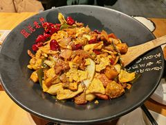 -风光老灶麻辣香锅(大成路翠微百货店)