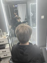 -藤野造型烫发染发