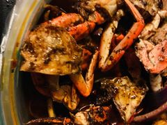 招牌香辣蟹-休记光头香辣蟹干锅店(衣冠庙店)