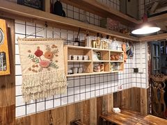 -蜗牛小馆醉乡民谣云南菜(惠新西里店)