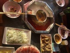 鸳鸯锅底-辣川婆鲜肉自助串串香(三台子店)