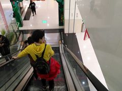 -鸿通城购物中心