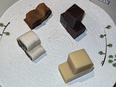 -羲和雅苑•北京烤鸭(陆家嘴中心店)