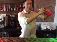 iphone_upload_pic-赢吧Bliss音乐酒吧