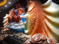 -雍容荟帝王蟹活龙虾展台自助(IFS黑金店)