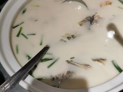 鱼头炖汤-春盛渔府(牛首山店)