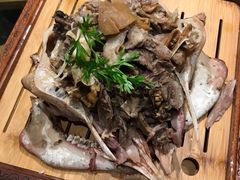 草原一品羊头-老阿妈蒙古村·蒙古包·草原文化·歌舞表演(老君堂店)