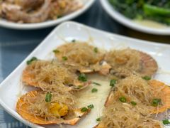 蒜蓉粉丝蒸扇贝-明记海鲜大排档(巽寮湾店)