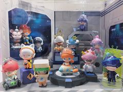 -泡泡玛特POPMART(国金街店)