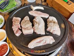 -Dombe豚(黑猪肉街店)