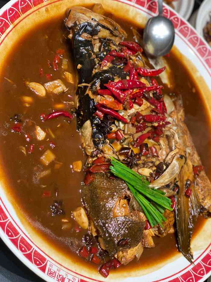 旺顺阁鱼头泡饼(大望路店)-"菜品口感一般,但份量大,算是物有所值吧.