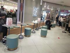 大堂-奈雪的茶(亨特国际广场店)