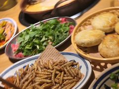 -洱火云南酸菜牛肉火锅(石景山当代商城店)