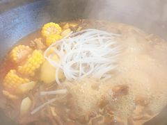 -山里屯铁锅炖(哈尔滨中央大街店)