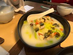 -来龙里 精致 东南亚餐室(万象城店)