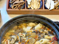 -芸山季·云南山珍菌火锅(南翔印象城MEGA店)